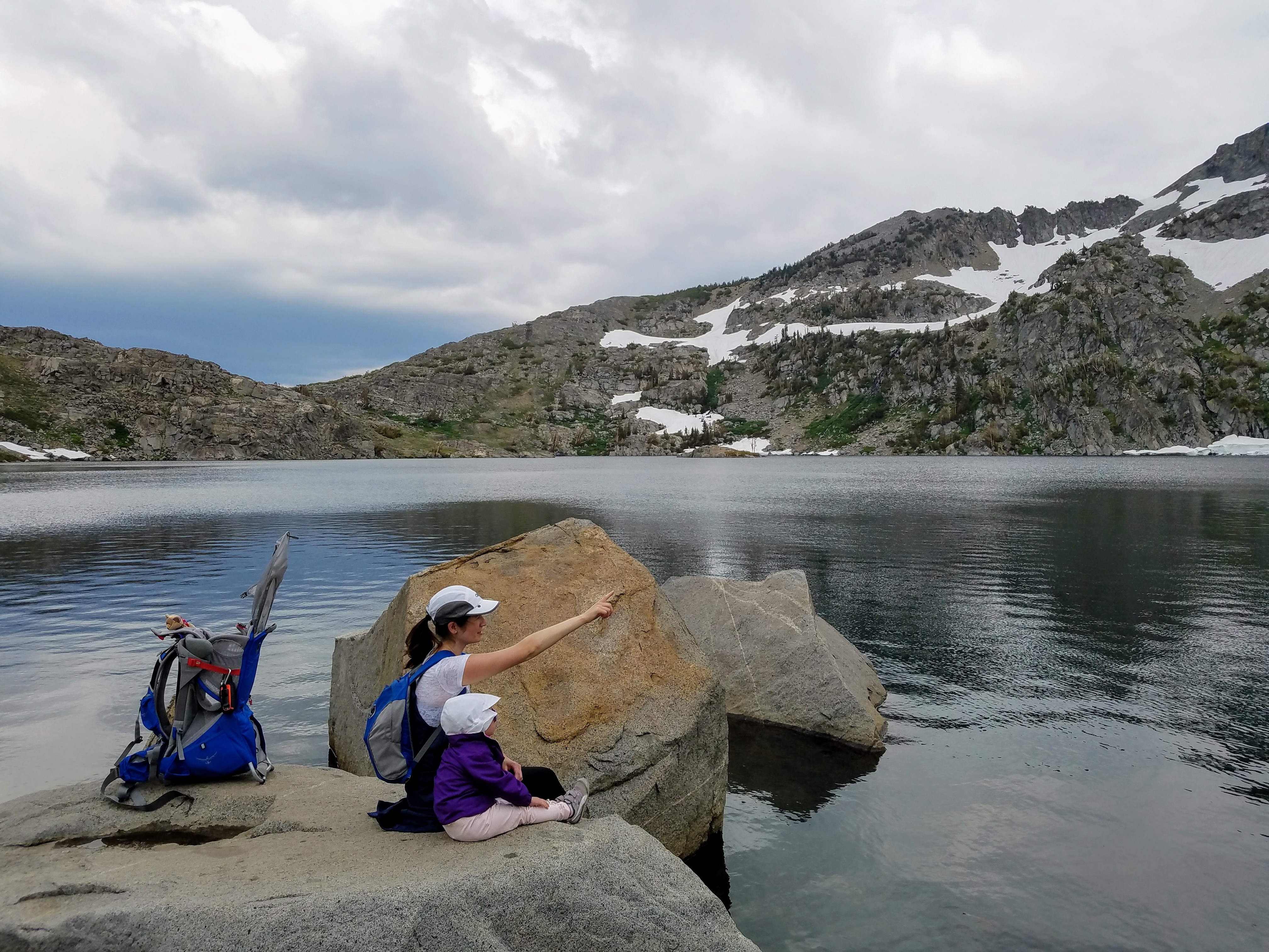 winnemucca lake hike in mokelumne wilderness